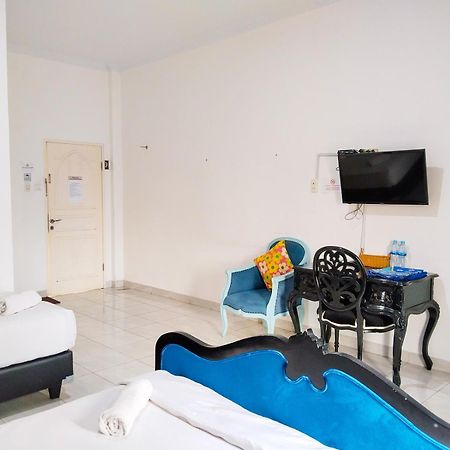 Grand Shaqilla Syariah Hotel Deli Tua Exterior photo